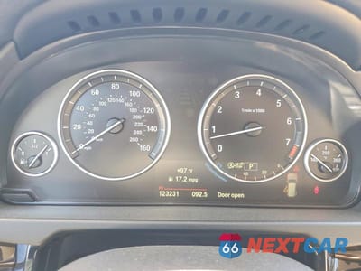 Zdjęcie 9 z 13 samochodu: 2015 BMW X5 XDRIVE35I VIN:5UXKR0C59F0K55467 - miniatura