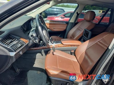 Zdjęcie 7 z 13 samochodu: 2012 BMW X5 XDRIVE35I VIN:5UXZV4C50CL751057 - miniatura