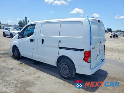 Drugie zdjęcie samochodu z przodu: 2017 NISSAN NV200 SV VIN:3N6CM0KN5HK714072 - miniatura