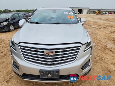 Piąte zdjęcie samochodu w środku: 2019 CADILLAC XT5 PLATINUM VIN:1GYKNGRSXKZ120663 - miniatura