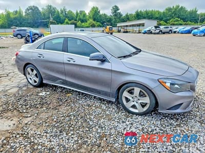 Czwarte zdjęcie samochodu z boku: 2016 MERCEDES-BENZ CLA 250 VIN:WDDSJ4EB1GN392058 - miniatura