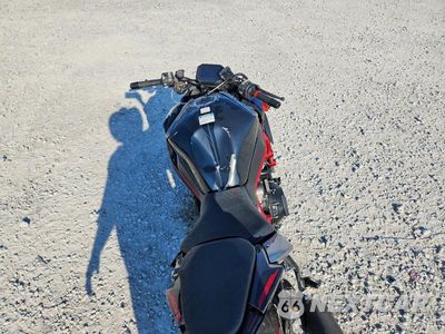 Zdjęcie 6 z 9 samochodu: 2023 KAWASAKI ZR1000 K VIN:JKAZRCK10PA015150 - miniatura