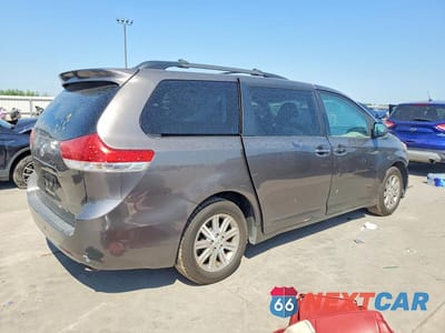 Trzecie zdjęcie samochodu z tyłu: 2013 TOYOTA SIENNA LE VIN:5TDJK3DC3DS062127 - miniatura
