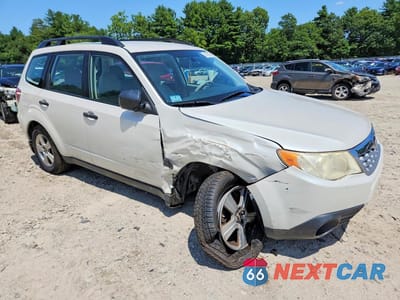 Czwarte zdjęcie samochodu z boku: 2011 SUBARU FORESTER 2.5X VIN:JF2SHABC9BH723463 - miniatura
