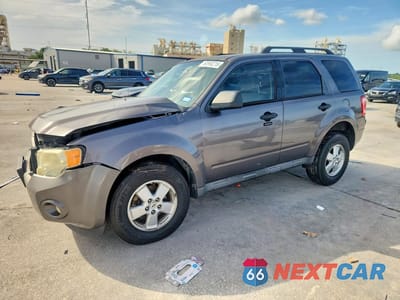 2010 FORD ESCAPE XLT 1FMCU0DG2AKC42685 - główne zdjęcie licytacji z USA - miniatura