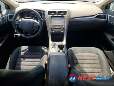 Zdjęcie 8 z 12 samochodu: 2019 FORD FUSION SE VIN:3FA6P0HDXKR193411 - miniatura
