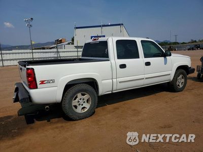 Trzecie zdjęcie samochodu z tyłu: 2007 CHEVROLET SILVERADO K1500 CLASSIC CREW CAB VIN:2GCEK13ZX71132150 - miniatura