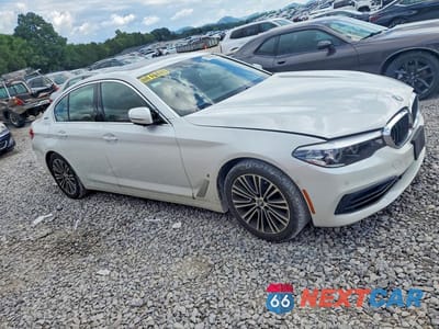 Czwarte zdjęcie samochodu z boku: 2019 BMW 530E VIN:WBAJA9C53KB399374 - miniatura