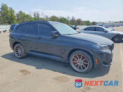 Czwarte zdjęcie samochodu z boku: 2024 BMW X3 M VIN:5YM13EC00R9U41079 - miniatura