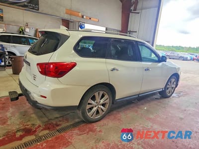 Trzecie zdjęcie samochodu z tyłu: 2019 NISSAN PATHFINDER SL VIN:5N1DR2MM7KC587245 - miniatura