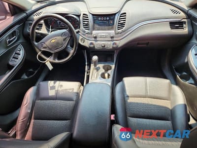 Zdjęcie 8 z 12 samochodu: 2018 CHEVROLET IMPALA LT VIN:2G1105S32J9122450 - miniatura
