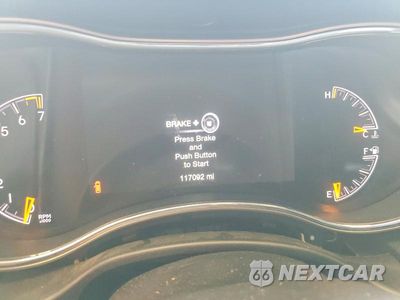 Zdjęcie 9 z 13 samochodu: 2019 JEEP GRAND CHEROKEE LAREDO VIN:1C4RJFAG8KC728427 - miniatura