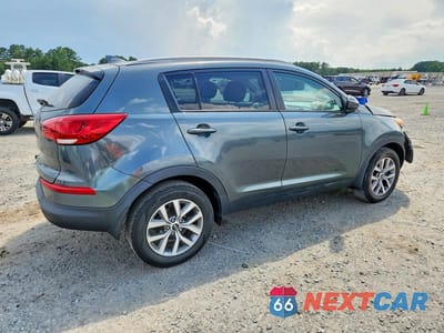 Trzecie zdjęcie samochodu z tyłu: 2015 KIA SPORTAGE LX VIN:KNDPB3AC2F7697531 - miniatura