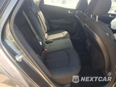 Zdjęcie 10 z 12 samochodu: 2020 KIA OPTIMA LX VIN:5XXGT4L31LG433977 - miniatura