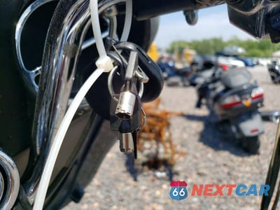 Zdjęcie 8 z 9 samochodu: 2011 HARLEY-DAVIDSON FLHTCU VIN:1HD1FC416BB623300 - miniatura