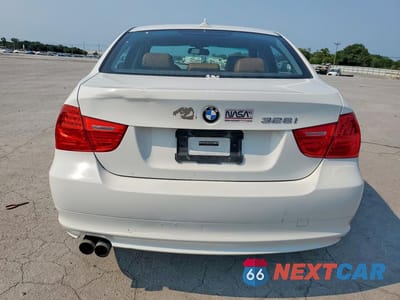 Zdjęcie 6 z 12 samochodu: 2011 BMW 328 XI VIN:WBAPK7C57BA821602 - miniatura