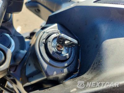 Zdjęcie 8 z 9 samochodu: 2025 YAMAHA MT09 VIN:JYARN94E2SA003638 - miniatura