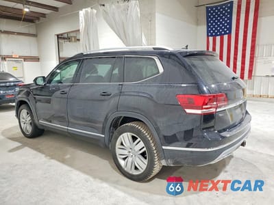Drugie zdjęcie samochodu z przodu: 2018 VOLKSWAGEN ATLAS SEL PREMIUM VIN:1V2NR2CA7JC576355 - miniatura