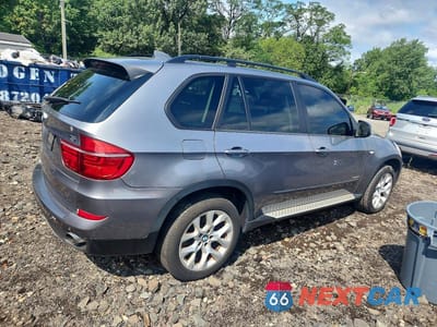 Trzecie zdjęcie samochodu z tyłu: 2011 BMW X5 XDRIVE35I VIN:5UXZV4C56BL407019 - miniatura