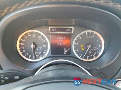 Zdjęcie 9 z 13 samochodu: 2019 INFINITI QX30 LUXE VIN:SJKCH5CP9KA007633 - miniatura