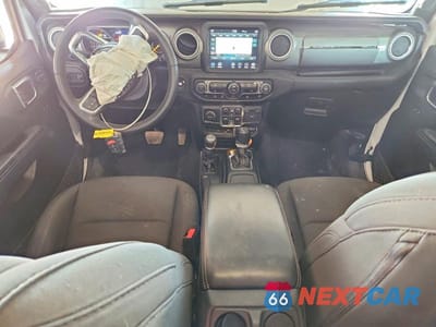 Zdjęcie 8 z 13 samochodu: 2023 JEEP WRANGLER SAHARA VIN:1C4HJXEN2PW693027 - miniatura