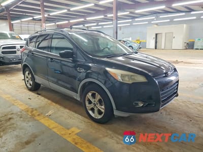 Czwarte zdjęcie samochodu z boku: 2013 FORD ESCAPE SE VIN:1FMCU0G92DUD72133 - miniatura