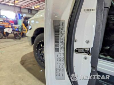 Zdjęcie 12 z 12 samochodu: 2019 RAM 1500 CLASSIC SLT VIN:1C6RR7LG6KS592792 - miniatura