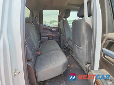 Zdjęcie 10 z 12 samochodu: 2020 GMC SIERRA K1500 SLE VIN:1GTV9BET9LZ321562 - miniatura