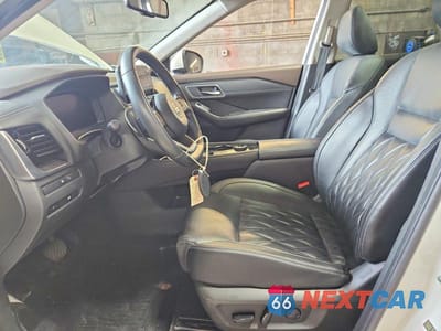 Zdjęcie 7 z 14 samochodu: 2021 NISSAN ROGUE PLATINUM VIN:JN8AT3DD9MW302064 - miniatura