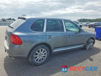 Trzecie zdjęcie samochodu z tyłu: 2006 PORSCHE CAYENNE VIN:WP1AA29P96LA28303 - miniatura