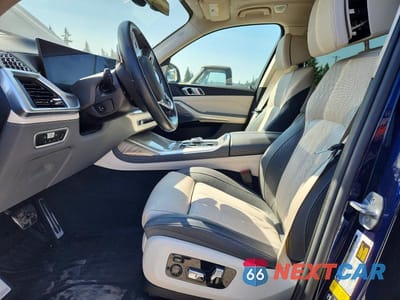 Zdjęcie 7 z 13 samochodu: 2023 BMW X7 M60I VIN:5UX33EM07P9R70556 - miniatura