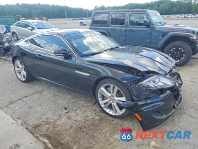 Czwarte zdjęcie samochodu z boku: 2013 JAGUAR XK VIN:SAJWA4FB2DLB50904 - miniatura