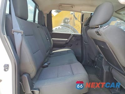 Zdjęcie 10 z 12 samochodu: 2012 NISSAN TITAN SV VIN:1N6BA0EC6CN307640 - miniatura