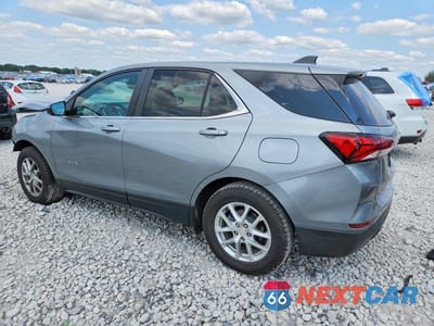Drugie zdjęcie samochodu z przodu: 2023 CHEVROLET EQUINOX LT VIN:3GNAXKEG9PS212181 - miniatura