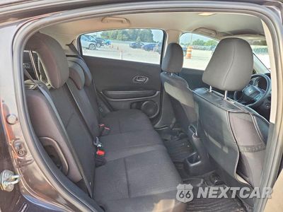 Zdjęcie 10 z 12 samochodu: 2018 HONDA HR-V LX VIN:3CZRU5H35JG706217 - miniatura