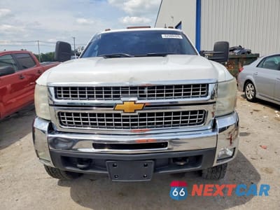 Piąte zdjęcie samochodu w środku: 2010 CHEVROLET SILVERADO K2500 HEAVY DUTY LT VIN:1GC4KXB65AF119067 - miniatura
