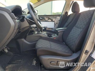 Zdjęcie 7 z 14 samochodu: 2017 NISSAN ROGUE SPORT SV VIN:JN1BJ1CP1HW013842 - miniatura