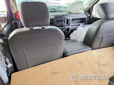 Zdjęcie 8 z 11 samochodu: 2018 RAM 3500 ST VIN:3C63RPGL2JG318508 - miniatura
