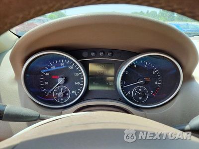 Zdjęcie 9 z 12 samochodu: 2008 MERCEDES-BENZ ML 350 VIN:4JGBB86E48A316443 - miniatura