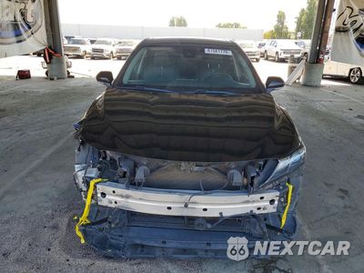 Piąte zdjęcie samochodu w środku: 2022 TOYOTA CAMRY HYBRID SE VIN:4T1G31AK4NU573295 - miniatura