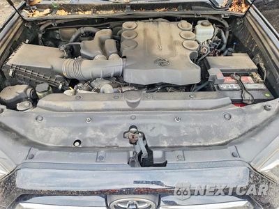 Zdjęcie 12 z 13 samochodu: 2015 TOYOTA 4RUNNER LIMITED VIN:JTEBU5JRXF5274501 - miniatura