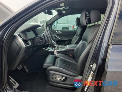 Zdjęcie 7 z 14 samochodu: 2020 BMW X5 SDRIVE 40I VIN:5UXCR4C0XL9D27237 - miniatura