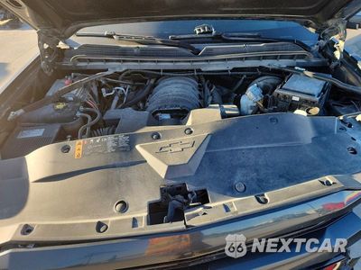 Zdjęcie 11 z 12 samochodu: 2018 CHEVROLET SILVERADO K1500 LT VIN:3GCUKREC1JG558665 - miniatura