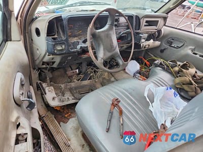 Zdjęcie 8 z 13 samochodu: 1999 GMC SIERRA DUMP TRUCK VIN:1GDKC34FXXF039004 - miniatura