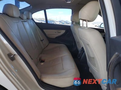 Zdjęcie 10 z 12 samochodu: 2016 BMW 320 I VIN:WBA8E1G51GNT34284 - miniatura