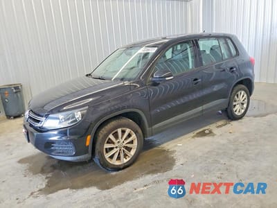 2017 VOLKSWAGEN TIGUAN S WVGBV7AX0HK049614 - główne zdjęcie licytacji z USA - miniatura