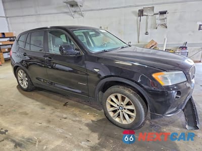 Czwarte zdjęcie samochodu z boku: 2014 BMW X3 XDRIVE28I VIN:5UXWX9C59E0D25000 - miniatura