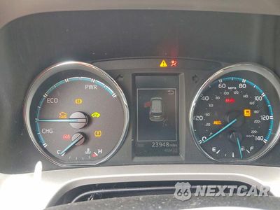 Zdjęcie 9 z 13 samochodu: 2018 TOYOTA RAV4 HV LIMITED VIN:JTMDJREV1JD185905 - miniatura
