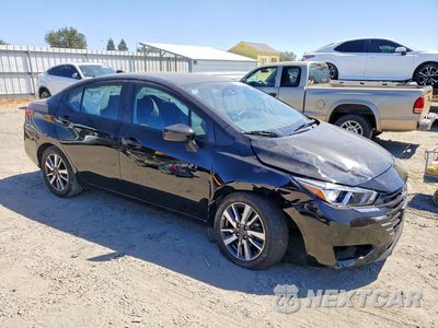 Czwarte zdjęcie samochodu z boku: 2023 NISSAN VERSA SV VIN:3N1CN8EV9PL848895 - miniatura