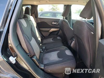 Zdjęcie 11 z 14 samochodu: 2017 JEEP CHEROKEE SPORT VIN:1C4PJMAB1HW605141 - miniatura